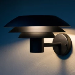 Dyberg Larsen DL25 Udendørs Væglampe Sort 7 Dyberg Larsen DL25 Udendørs Væglampe Sort -EL OG BELYSNING Butik unnamed file 1610