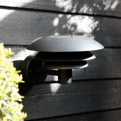 Dyberg Larsen DL20 Udendørs Væglampe Sort -EL OG BELYSNING Butik unnamed file 1825