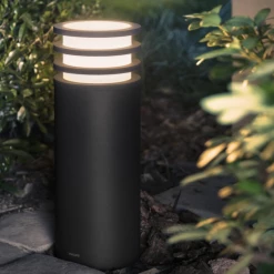 Philips Hue Lucca Udendørs Piedestal E27 LED -EL OG BELYSNING Butik unnamed file 2145