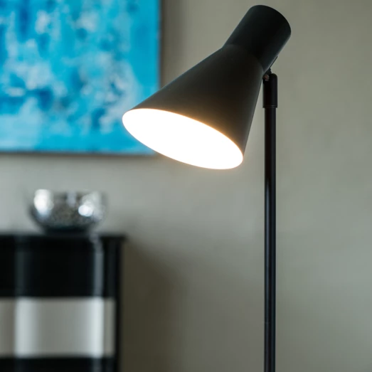 Dyberg Larsen Denver Bordlampe 37,5x12,5x12,5 Cm Mat Sort 4 Dyberg Larsen Denver Bordlampe 37,5x12,5x12,5 Cm Mat Sort - Billede 2