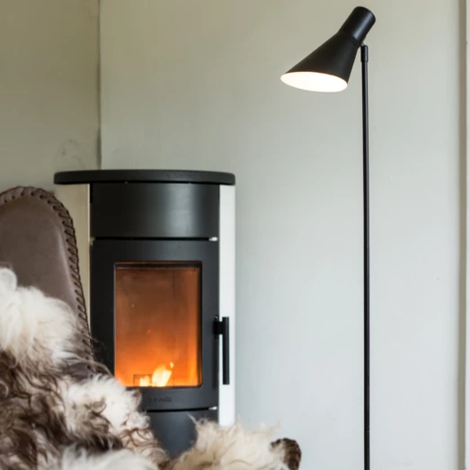 Dyberg Larsen Denver Gulvlampe 140x12x12 Cm Mat Sort 4 Dyberg Larsen Denver Gulvlampe 140x12x12 Cm Mat Sort - Billede 2